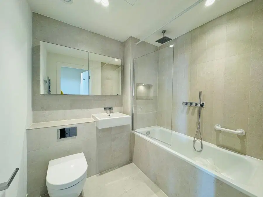 Bathroom project photo 37